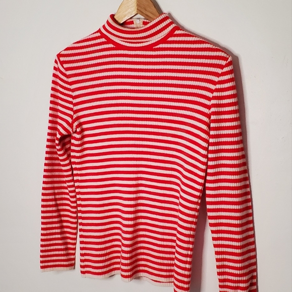 Where's Waldo Vintage Classic Red and White Striped Longsleeve Ribbed Turtleneck - Picture 5 of 13